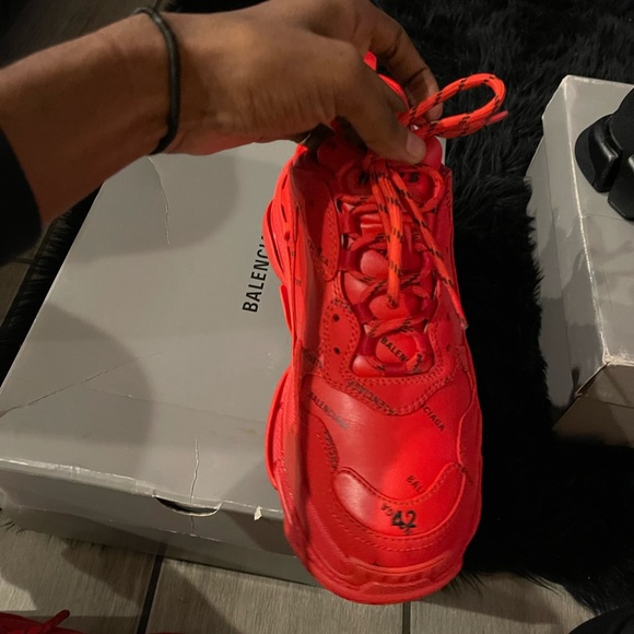 Balenciagas - Picture 4 of 7